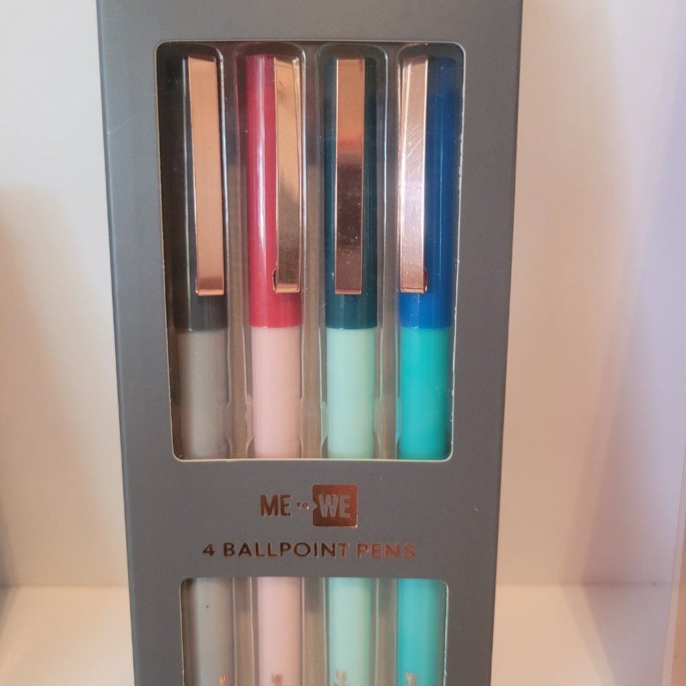 Me to We Mini Notebook, Ballpoint Pens and Magnetic List Pad Bundle - Picture 3 of 5